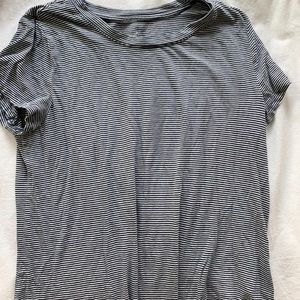 Striped tshirt